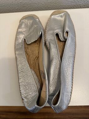 Nine West Silver Metallic Espadrille Flats